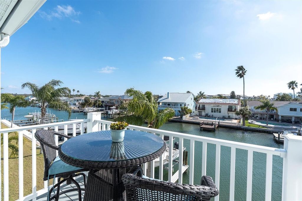 Image 28 of property listing at 641 GARLAND CIRCLE, Indian Rocks Beach, FL 33785