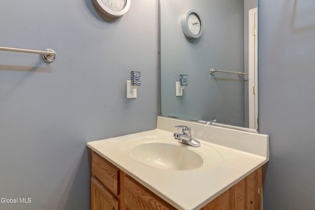 41 Glenview Drive, Scotia, NY 12302
