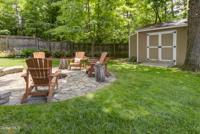 41 Glenview Drive, Scotia, NY 12302