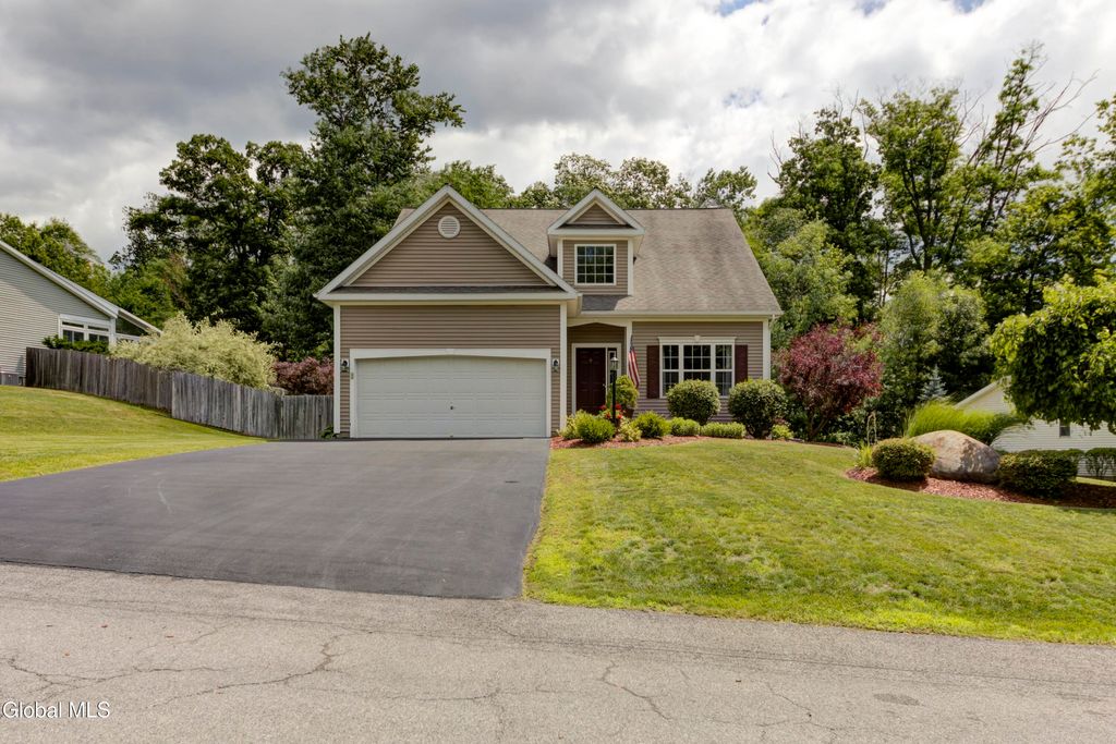 41 Glenview Drive, Scotia, NY 12302