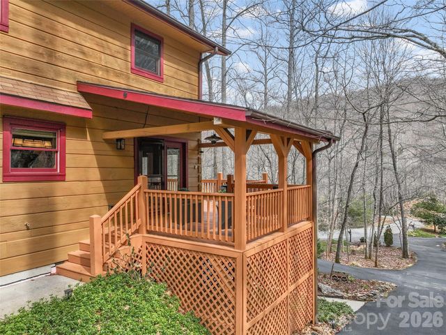 133 Smokemont Drive, Arden, NC 28704