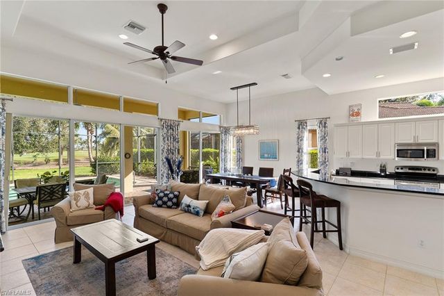 6534 Caldecott DR, Naples, FL 34113