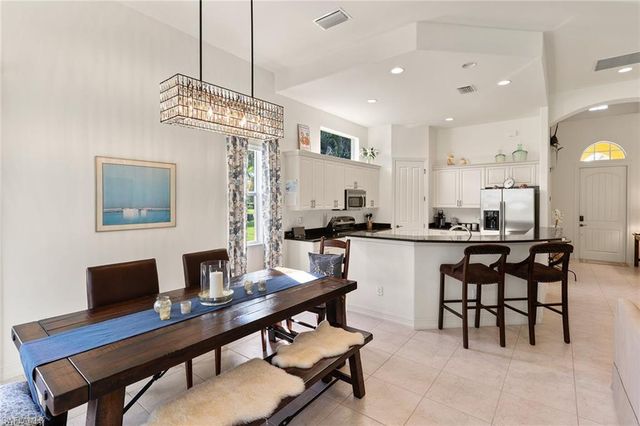 6534 Caldecott DR, Naples, FL 34113