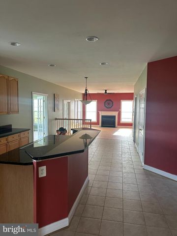 1205 SUMMERSWOOD DR, St Thomas, PA 17252