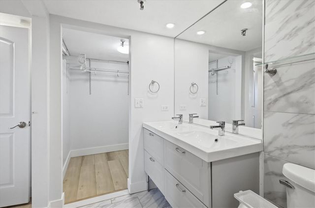 7430 SUNSHINE SKYWAY LANE S 201, St Petersburg, FL 33711