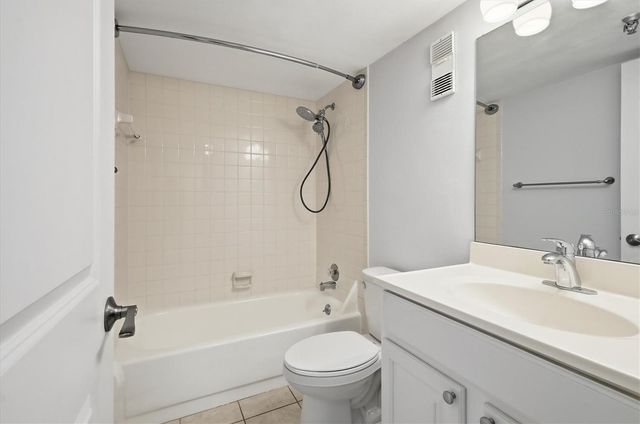 7430 SUNSHINE SKYWAY LANE S 201, St Petersburg, FL 33711