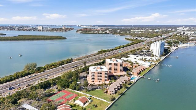 7430 SUNSHINE SKYWAY LANE S 201, St Petersburg, FL 33711