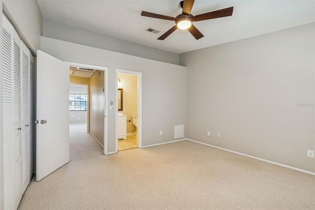 12568 CASTLE HILL DRIVE, Tampa, FL 33624