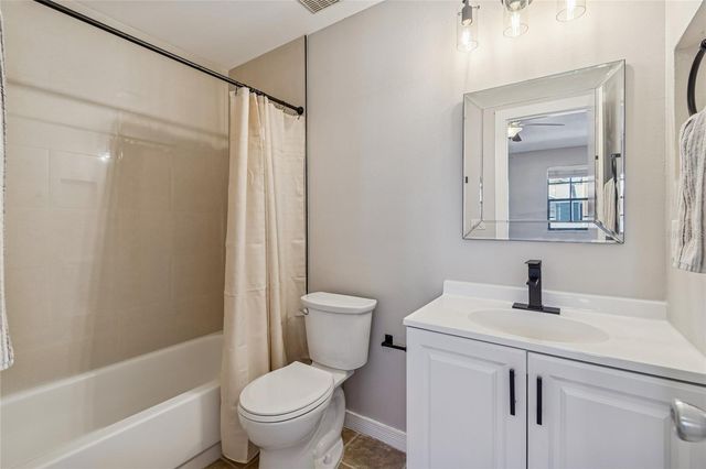 12568 CASTLE HILL DRIVE, Tampa, FL 33624