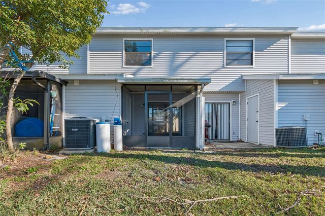 12568 CASTLE HILL DRIVE, Tampa, FL 33624