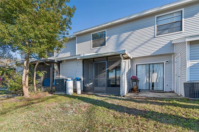 12568 CASTLE HILL DRIVE, Tampa, FL 33624