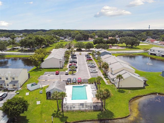 12568 CASTLE HILL DRIVE, Tampa, FL 33624