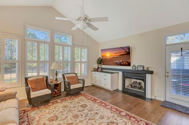 1075 Barfield Street, Daniel Island, SC 29492