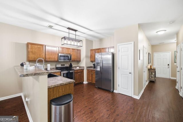 536 Oakside Place, Acworth, GA 30102