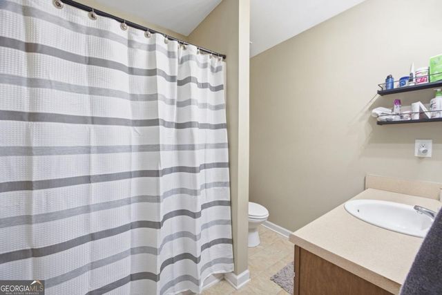 536 Oakside Place, Acworth, GA 30102