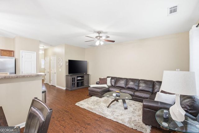 536 Oakside Place, Acworth, GA 30102