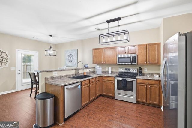 536 Oakside Place, Acworth, GA 30102