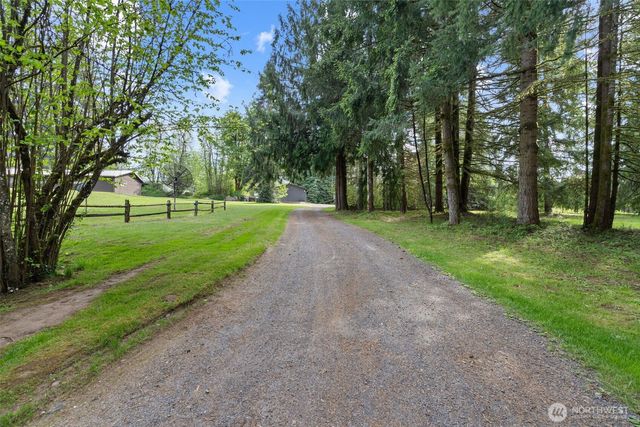 410 Studebaker Spur 2, Castle Rock, WA 98611
