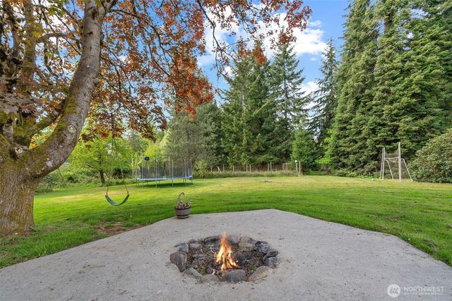 410 Studebaker Spur 2, Castle Rock, WA 98611