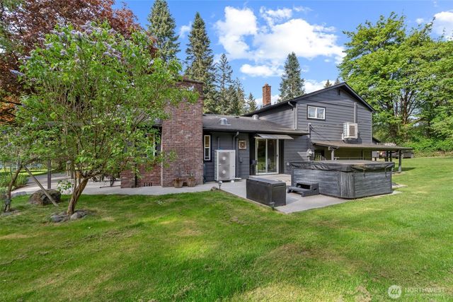 410 Studebaker Spur 2, Castle Rock, WA 98611