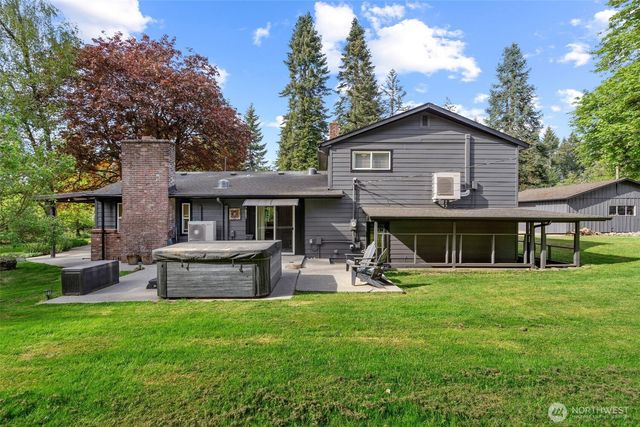 410 Studebaker Spur 2, Castle Rock, WA 98611