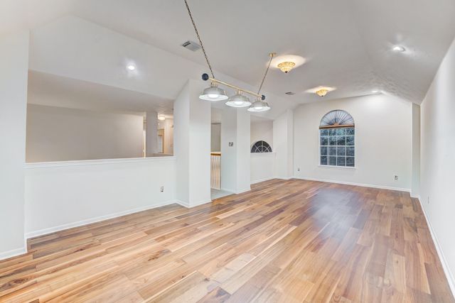 2706 Sun Beam Court, Pearland, TX 77584