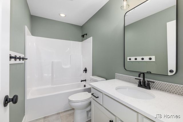 15709 Norwalk Road, Grand Haven, MI 49417