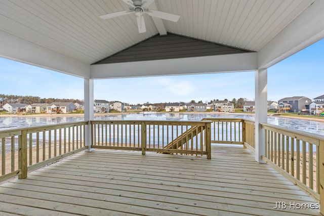 15709 Norwalk Road, Grand Haven, MI 49417