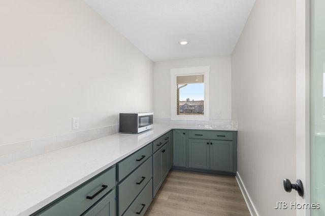 15709 Norwalk Road, Grand Haven, MI 49417