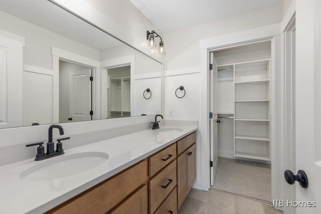 15709 Norwalk Road, Grand Haven, MI 49417