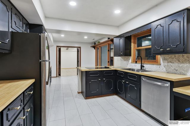 1101 Potter Road, Bellevue, NE 68005