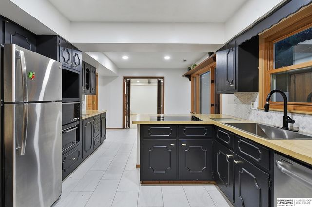 1101 Potter Road, Bellevue, NE 68005