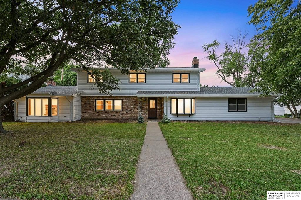 1101 Potter Road, Bellevue, NE 68005