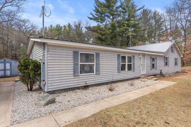 8233 Beech Avenue, Howard City, MI 49329