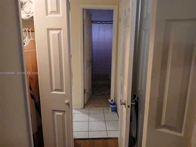 4751 NW 10th Court 310, Plantation, FL 33313