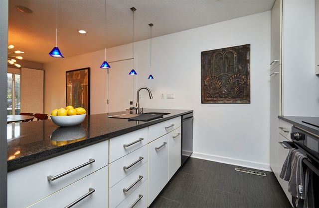 2822 Cheyenne Circle, Des Moines, IA 50321