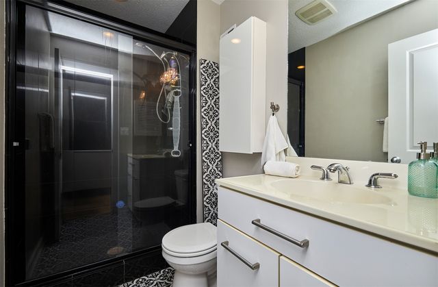 2822 Cheyenne Circle, Des Moines, IA 50321