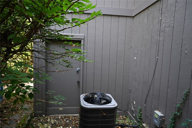 2822 Cheyenne Circle, Des Moines, IA 50321