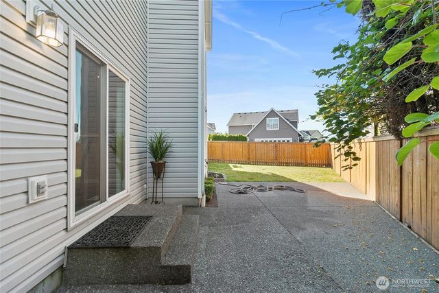 17605 111th Street Ct E, Bonney Lake, WA 98391