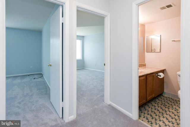 2517 BALTIMORE RD #2517-4, Rockville, MD 20853