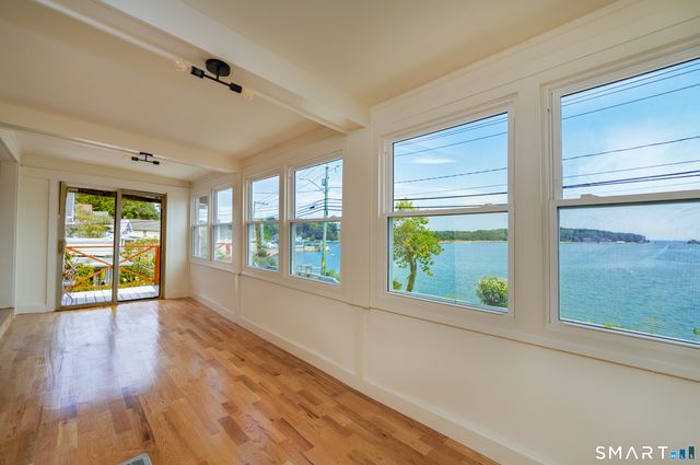 198-200 Shore Drive 2, Branford, CT 06405