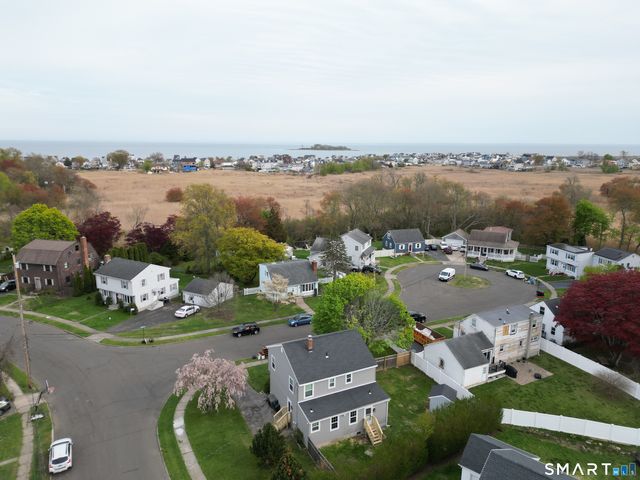 1 Mayflower Court, Milford, CT 06460