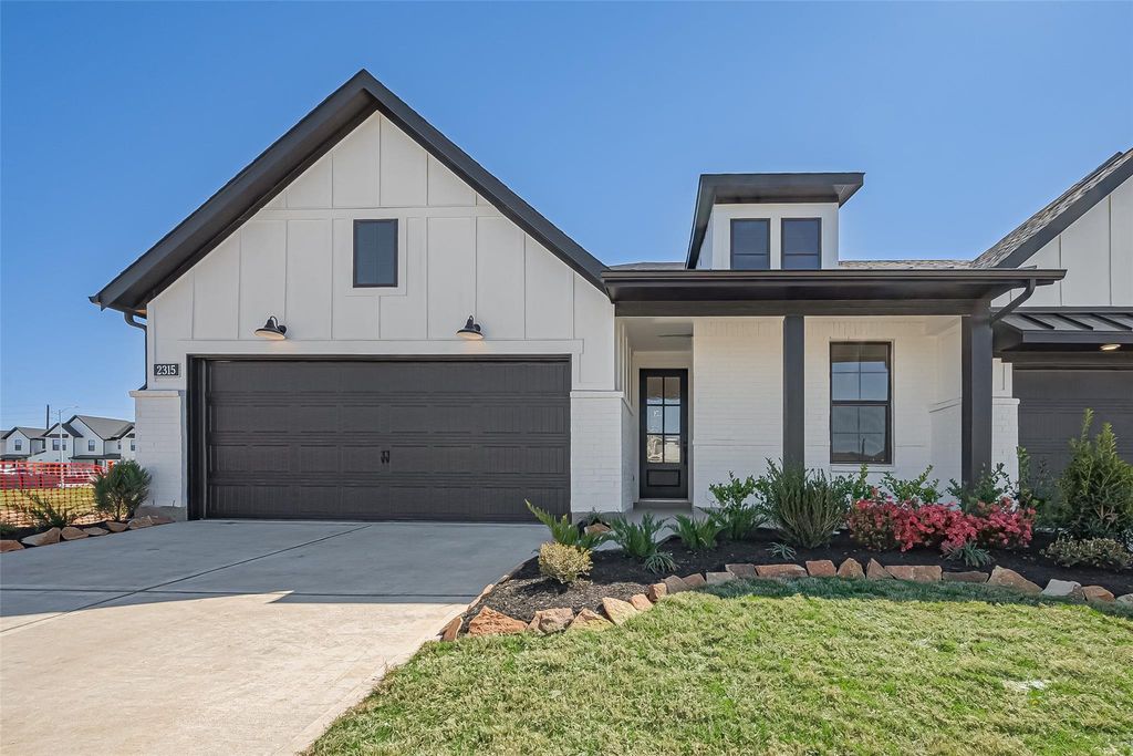 2315 Red Chip Lane, Katy, TX 77494