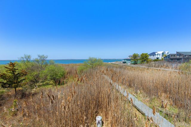 818 Dune Road, Westhampton Beach, NY 11978