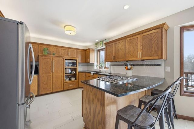 4410 Hunter Drive, St Joseph, MO 64506