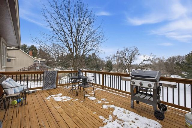 4410 Hunter Drive, St Joseph, MO 64506