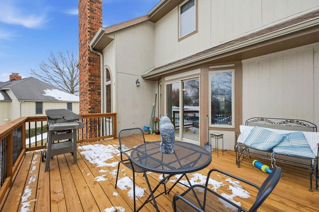 4410 Hunter Drive, St Joseph, MO 64506