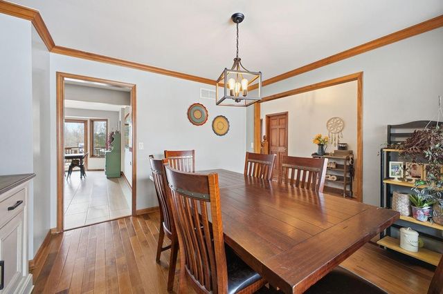 4410 Hunter Drive, St Joseph, MO 64506