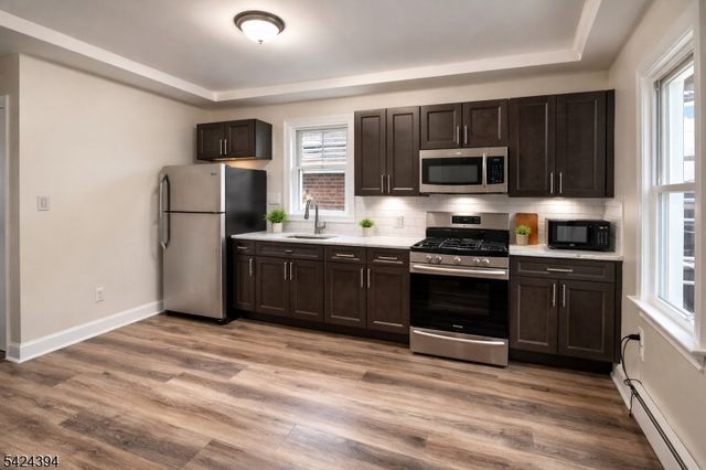 64 N 13Th St, Newark City, NJ 07107