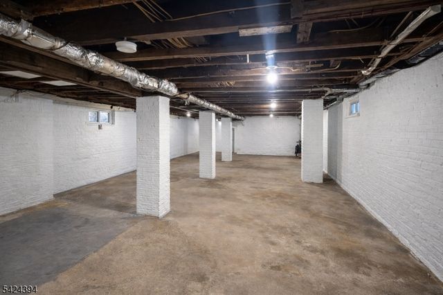 64 N 13Th St, Newark City, NJ 07107